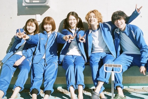 Кадр из дорамы Неудержимая юность