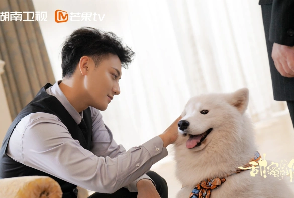 Кадр из дорамы Любя тебя