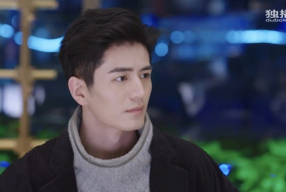 Кадр из дорамы Любя тебя