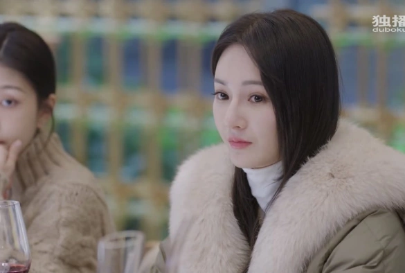 Кадр из дорамы Любя тебя