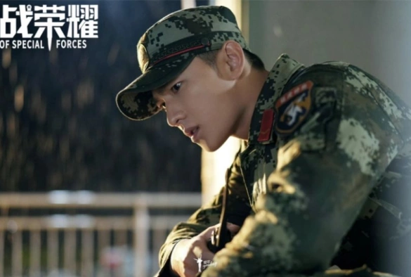 Кадр из дорамы Слава спецназа