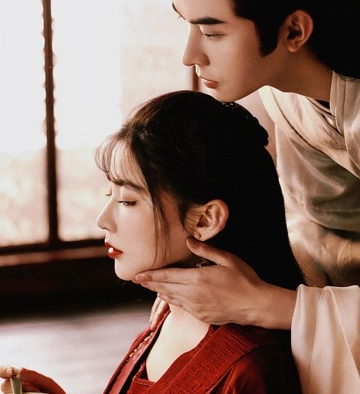 Кадр из дорамы Тайный страж с красными рукавами