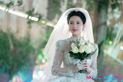 Кадр из дорамы Любовь наносит ответный удар