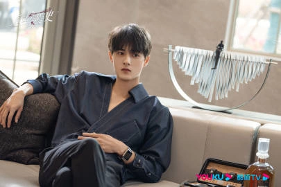 Кадр из дорамы Любовь наносит ответный удар