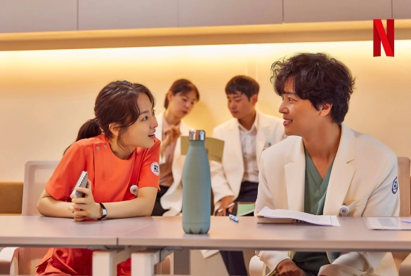 Кадр из дорамы Даже в психиатрическом отделении наступает утро