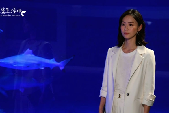 Кадр из дорамы Поцелуй акулы