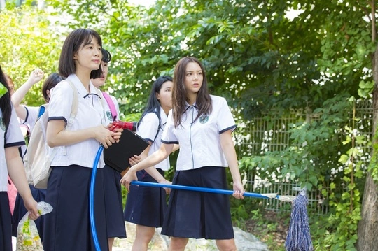 Кадр из дорамы Фантастический