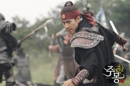 Кадр из дорамы Чумон