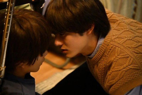 Кадр из дорамы Я не дотянусь до тебя