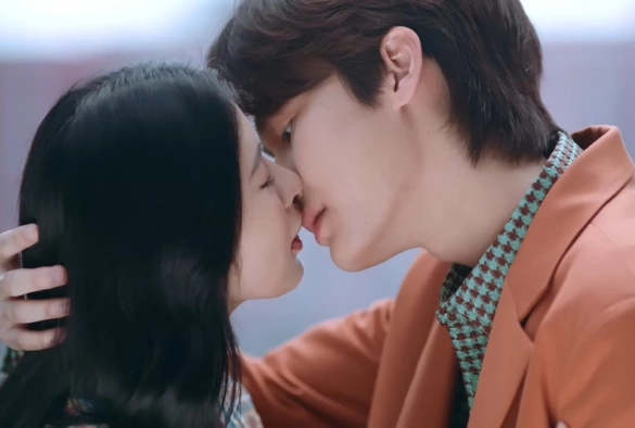 Кадр из дорамы Безликая любовь