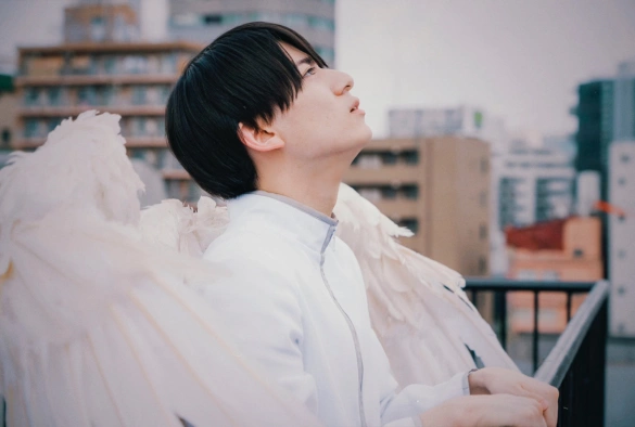 Кадр из дорамы В однушке с ангелом