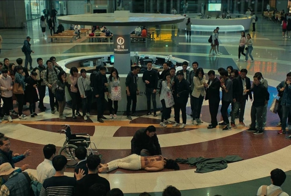 Кадр из дорамы Сторонник 2