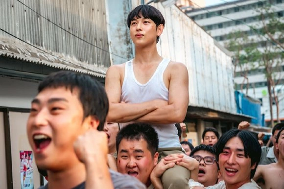 Кадр из дорамы Отрочество