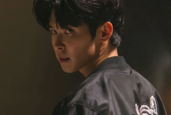 Кадр из дорамы Отрочество