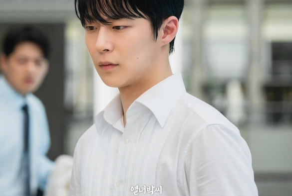 Кадр из дорамы История брачного контракта Пак