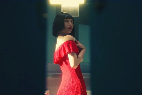 Кадр из дорамы Персона: Солли