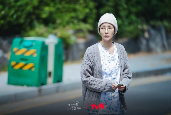 Кадр из дорамы Выходи замуж за моего мужа