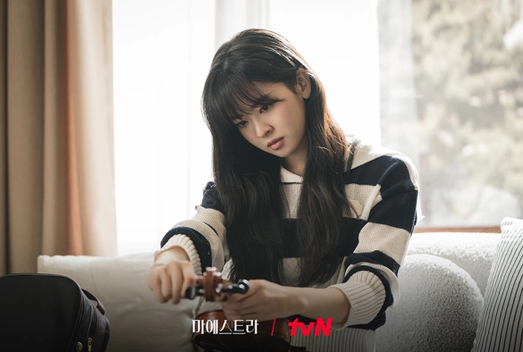 Кадр из дорамы Маэстра