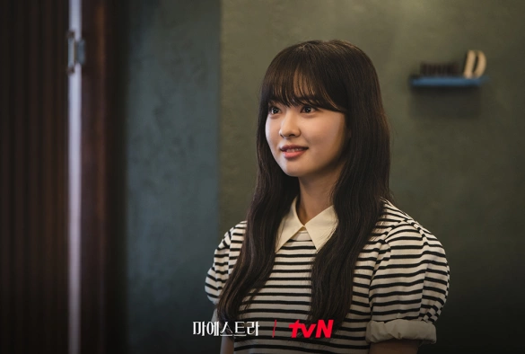 Кадр из дорамы Маэстра