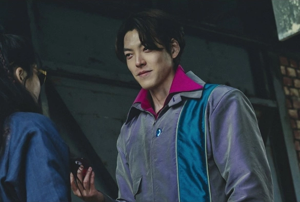 Кадр из дорамы Пришелец 2