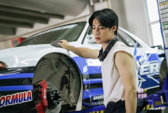 Кадр из дорамы Малыш с гонок 1 сезон