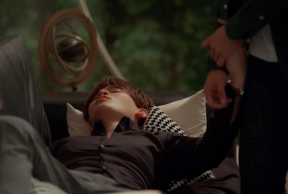 Кадр из дорамы Покорить сердце шефа