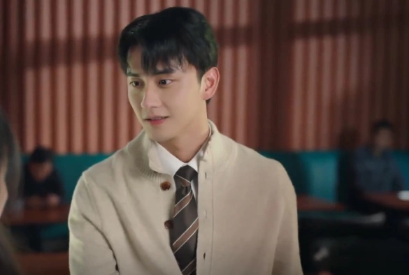 Кадр из дорамы Белый лунный свет