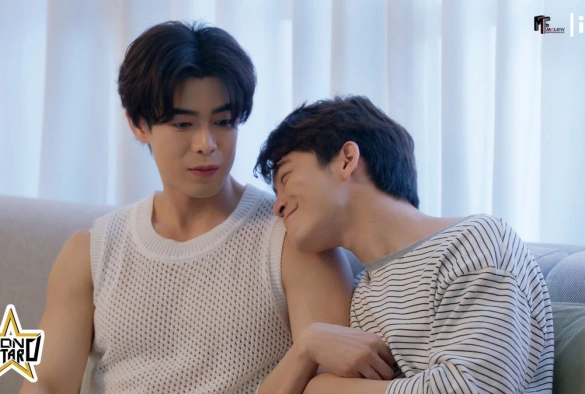 Кадр из дорамы За пределами звезды