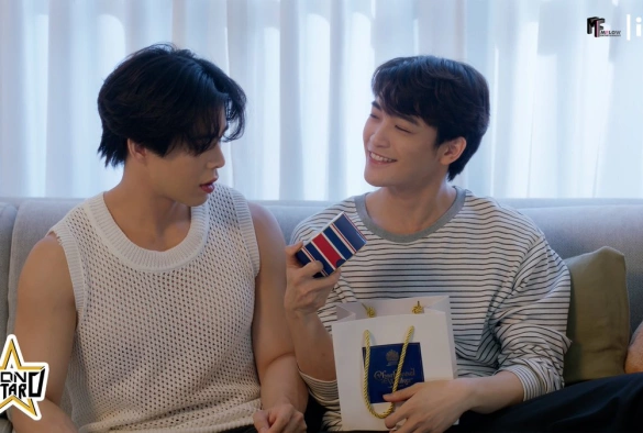 Кадр из дорамы За пределами звезды