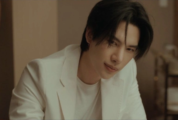 Кадр из дорамы Красный павлин