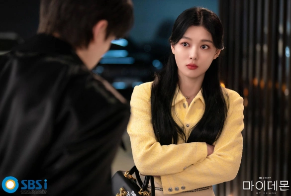 Кадр из дорамы Мой демон