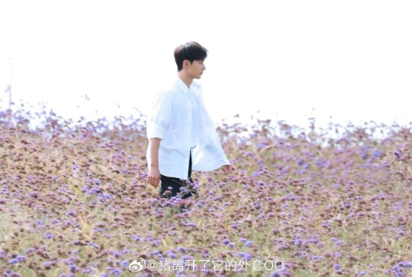 Кадр из дорамы Твоя ложь тоже прекрасна