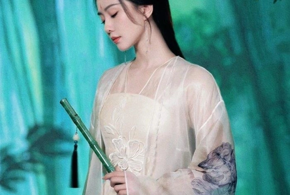 Кадр из дорамы Лиса-сваха: Чжу Е