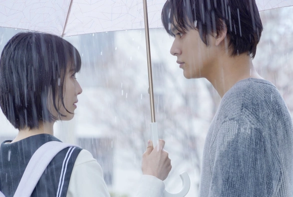 Кадр из дорамы Любит — не любит