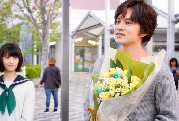 Кадр из дорамы Любит — не любит