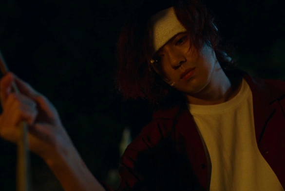 Кадр из дорамы Удивительный портал: Остров драконов