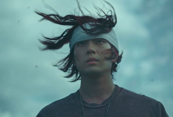 Кадр из дорамы Удивительный портал: Остров драконов