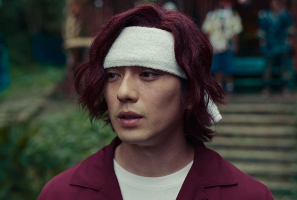 Кадр из дорамы Удивительный портал: Остров драконов