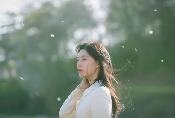 Кадр из дорамы Королева слёз