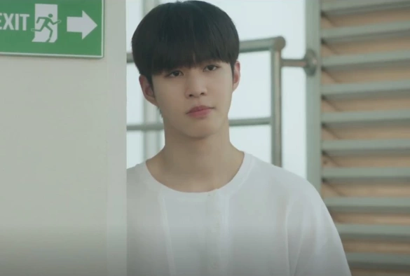 Кадр из дорамы Ночной сон