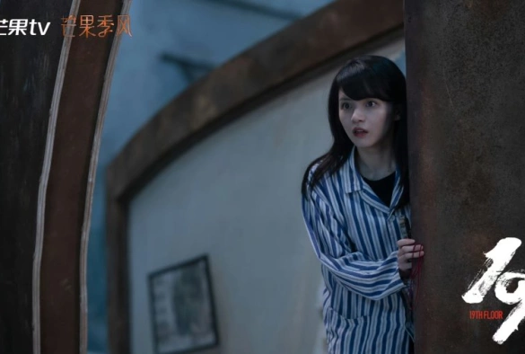 Кадр из дорамы 19 этаж