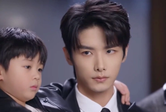 Кадр из дорамы Тайный брак