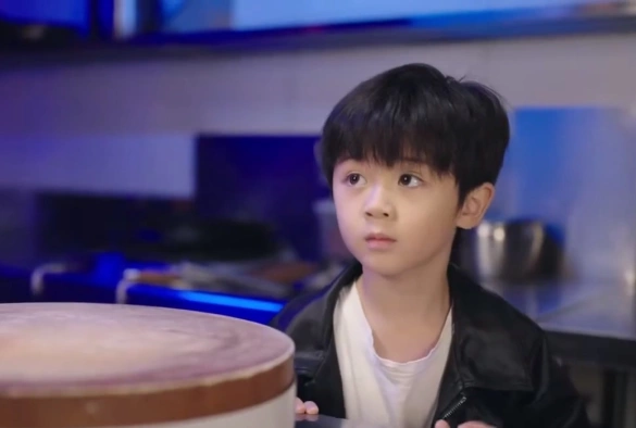 Кадр из дорамы Тайный брак