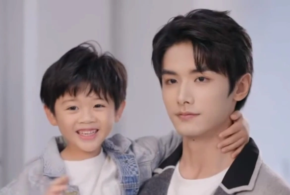 Кадр из дорамы Тайный брак