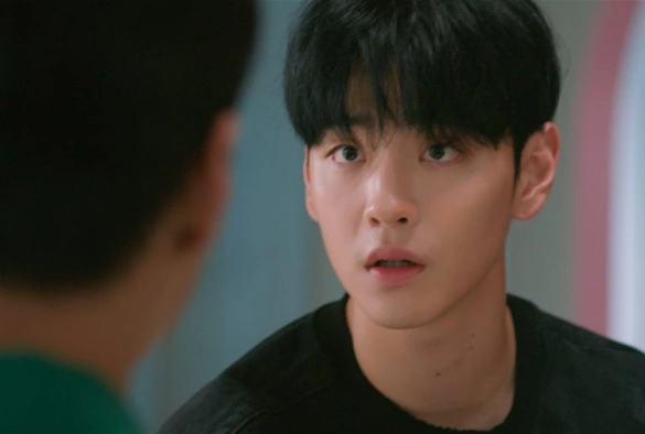 Кадр из дорамы Зона превосходства любви