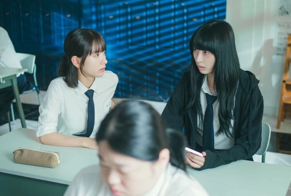 Кадр из дорамы Игра в пирамиду