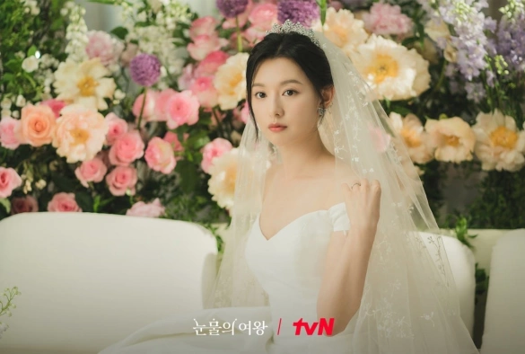 Кадр из дорамы Королева слёз