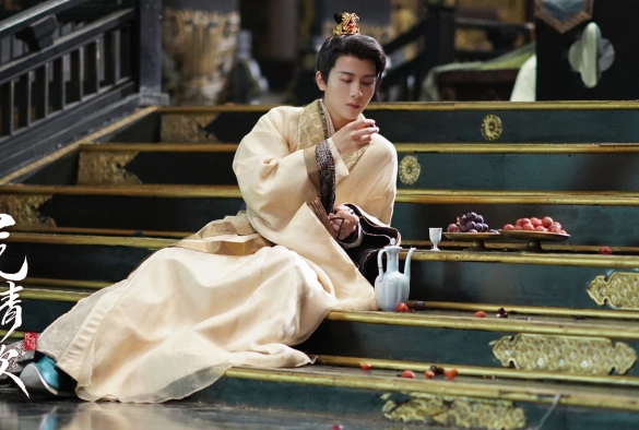 Кадр из дорамы Другая принцесса