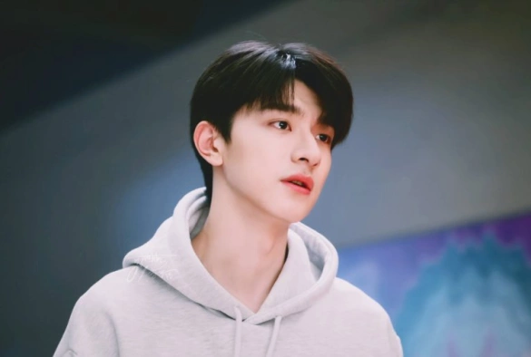 Кадр из дорамы Влюбиться