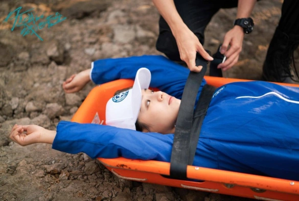 Кадр из дорамы Ты мой герой